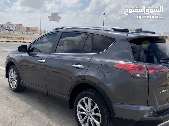 Used Toyota RAV 4 in Dhofar