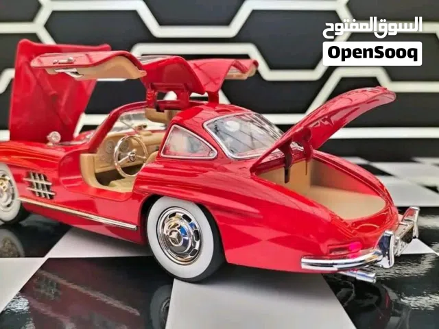 Mercedes-Benz 300 SL (antique - model)