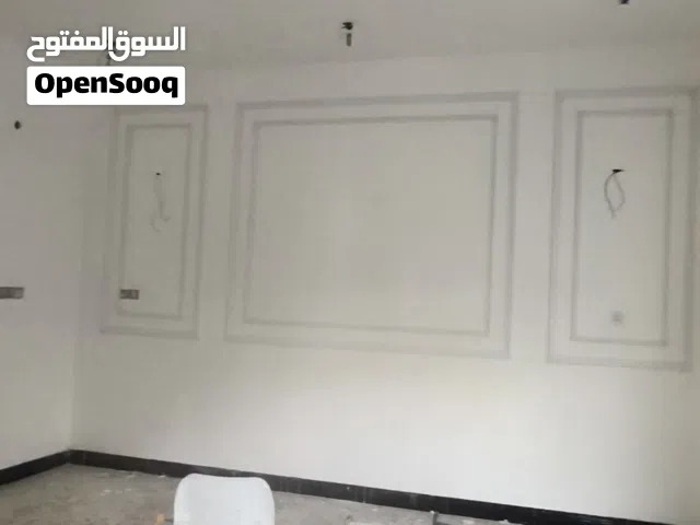 متوفر  صباغ وطلس جدران سقوف عمل كافه سحبات وكافه ديكورات
