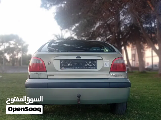 2001 رينو ميجان E1