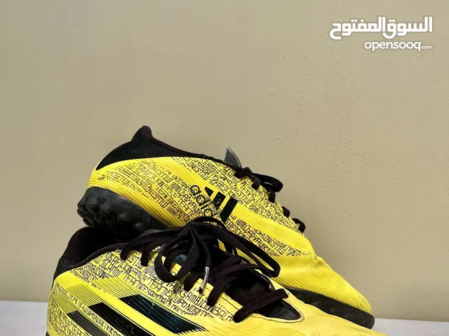 41.5 Sport Shoes in Northern Governorate