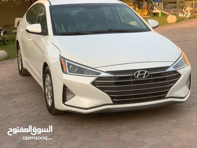 Used Hyundai Elantra in Dubai