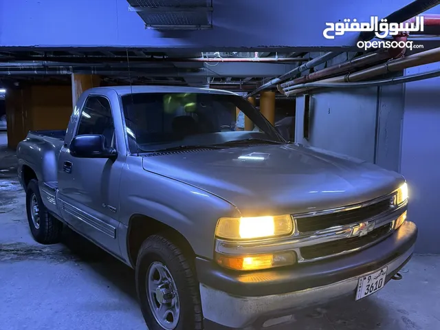 Used Chevrolet Silverado in Al Ahmadi