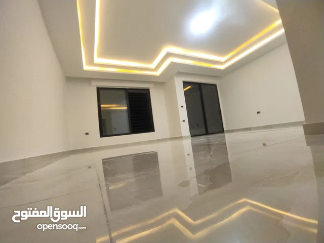 227 m2 4 Bedrooms Apartments for Sale in Amman Tla' Al Ali Al Shamali