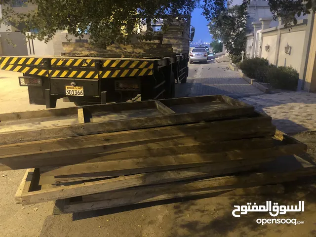 الواح شترات للمقاولات والبناء  الايجار اليومي والشهري