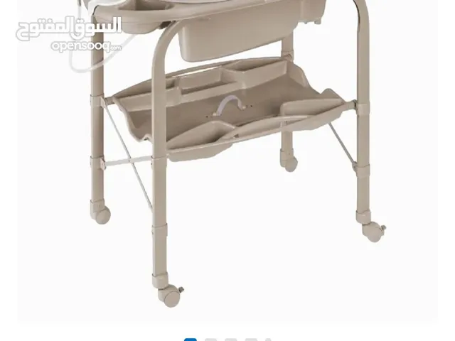 Easy to use and handy Cam baby tub and changing station