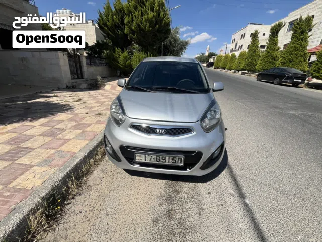2012 كيا بيكانتو Standard