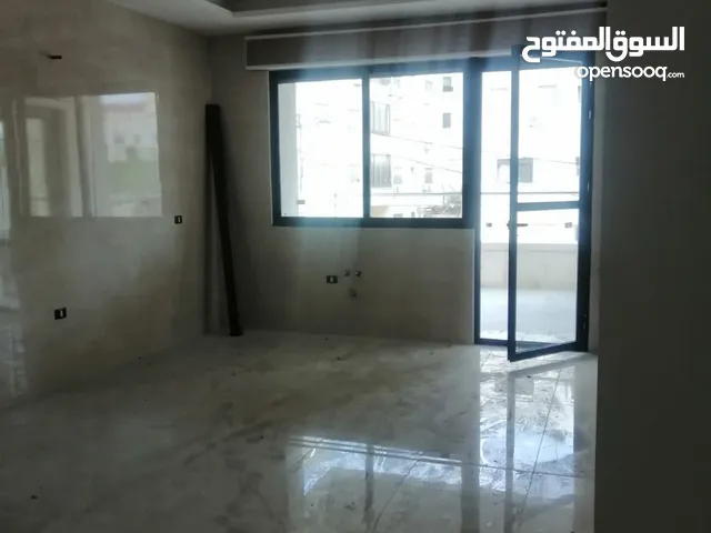 225 m2 4 Bedrooms Apartments for Sale in Amman Khalda
