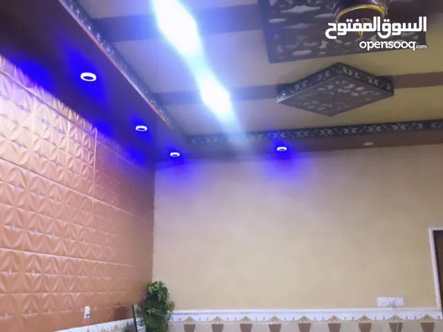200 m2 More than 6 bedrooms Townhouse for Sale in Basra Karmat Ali