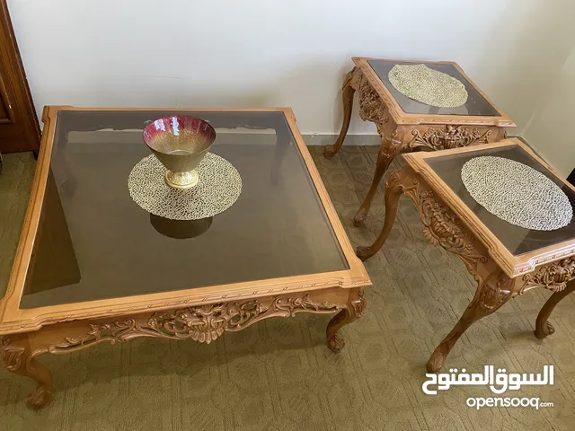 طاولات وسط بحالة ممتازة خشب زان مصري ثقيل