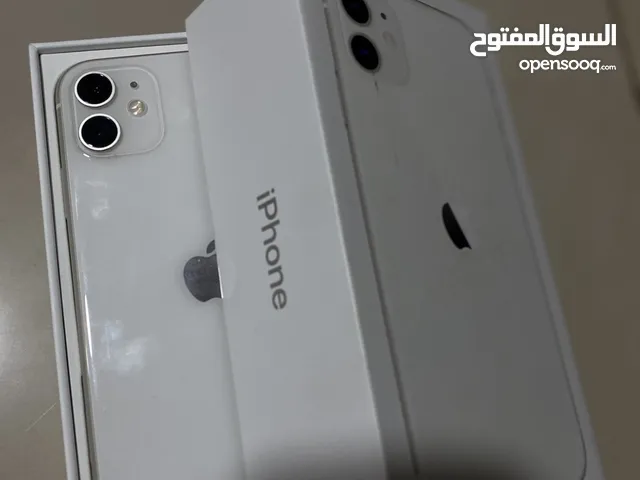( ايفون 11 128 Gb اللون ابيض عمر البطاريه 72 مافيه اي كسر فقط الحمايه وسيتم تبديلها قبل الاستلام )