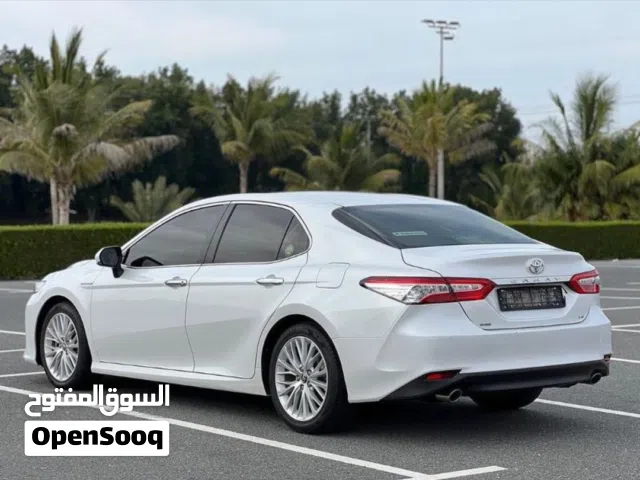 2019 Toyota Camry GLE