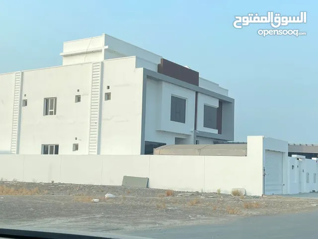 330 m2 5 Bedrooms Villa for Rent in Al Batinah Al Rumais