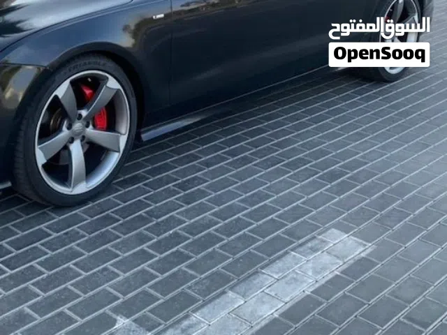 للبيـع رنقـات اودي A7 / A8