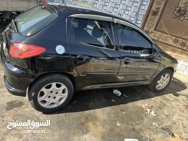 بيجو 206 2006 جير عادي للبيع