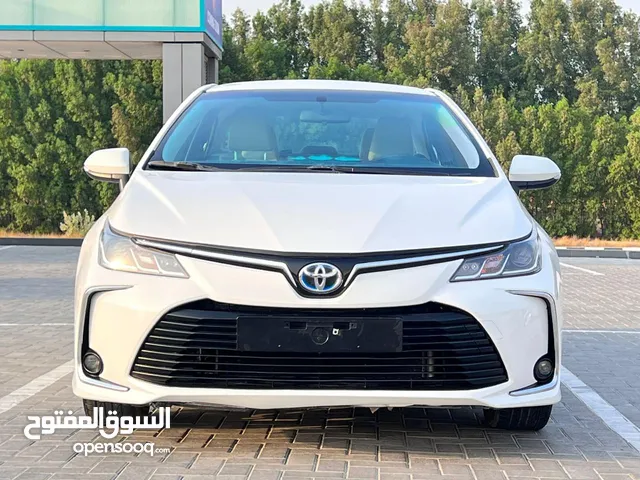 Toyota corolla hybrid 2020 model very good condition gcc