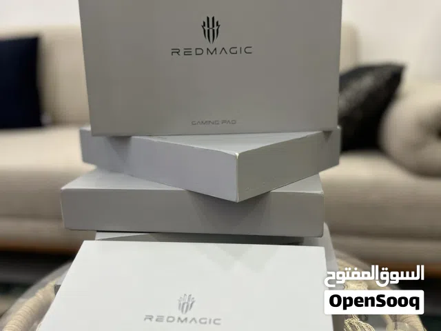 ايباد ريد مجك نوفا و سترا ثنينهن متوفرات