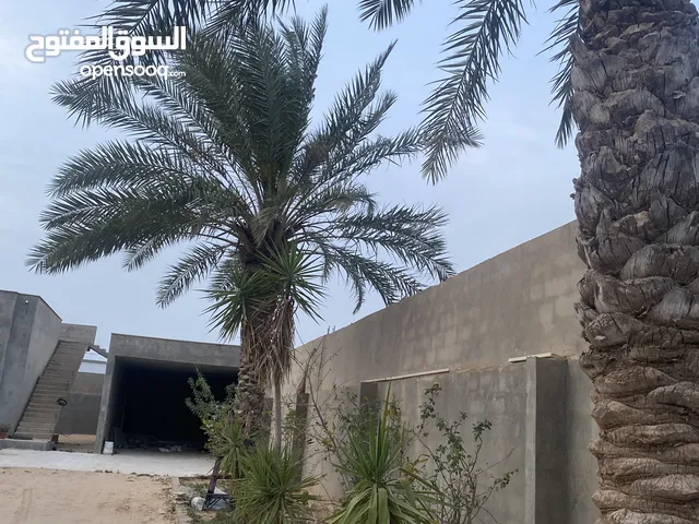 250 m2 5 Bedrooms Townhouse for Sale in Zawiya Other