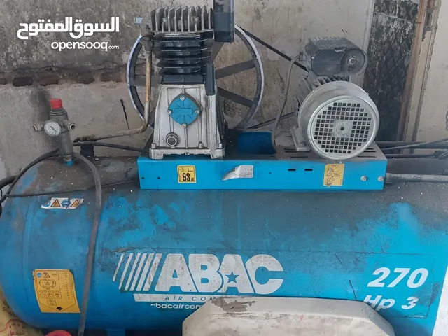 عدادد محل بناشر و غيار زيت و تشحيم
