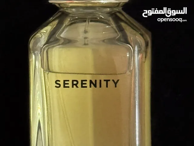 عطر serenity من براند الفخامة العمانية Oman Luxury عطر 100 ml مستعمل كم رشة فقط حتى ما واضح النقص