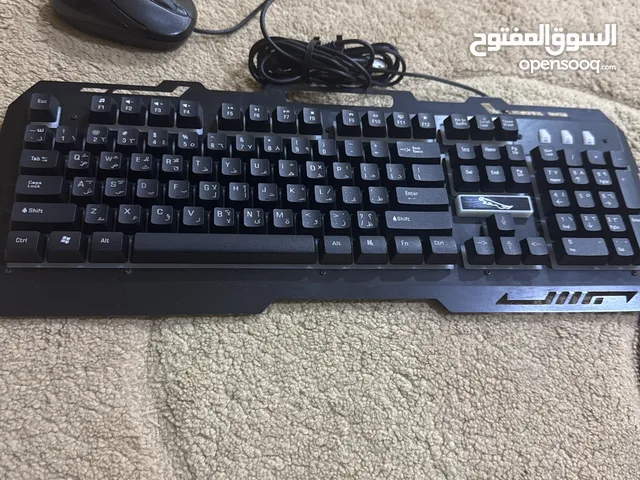 للبيع كبيورد و يعطيك ار جي بي جميل ممتاز مستعمل و ماوس ممتاز مستعمل 4شهور وكبيورد 4شهور شكرا جزيلا