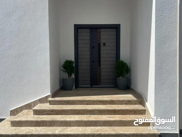 235 m2 3 Bedrooms Villa for Sale in Benghazi Al Hawary