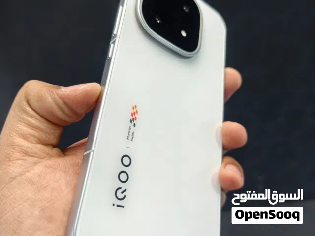 IQOO 15 Gaming Phone PUBG Freefire  32GB Ram 512GB 144hz Display