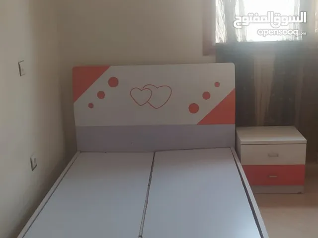 غرفۃ نوم للأطفال في حالۃ جيدۃ