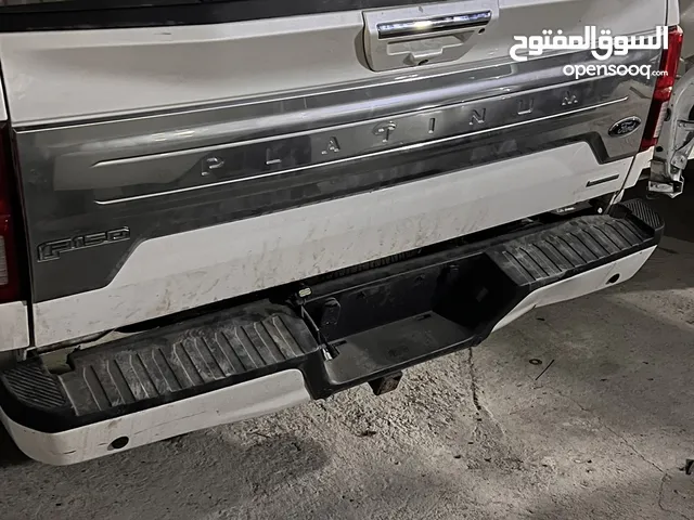 قطع غيار السيارات المستعملة