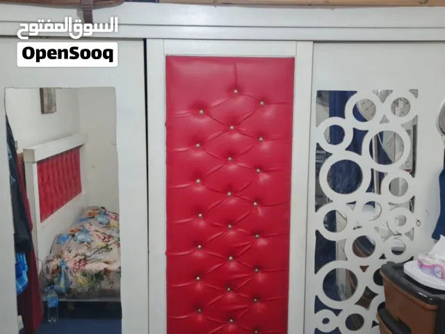 غرفة نوم كامله للبيع في ابونصير لون احمر وابيض