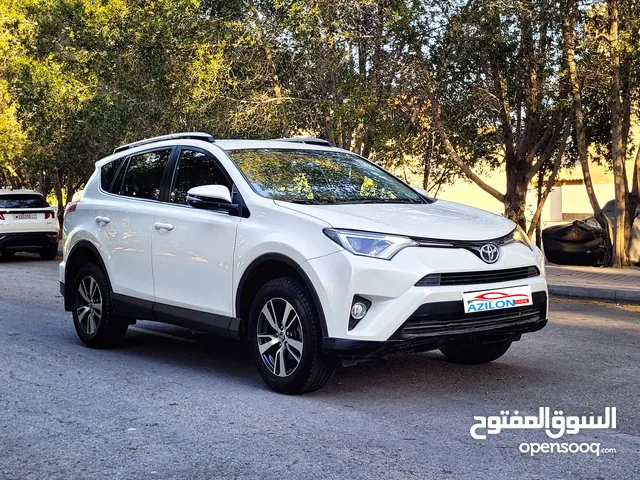 TOYOTA RAV4  MID OPTION  MODEL 2018 SINGLE OWNER FAMILY USED CAR FOR SALE URGENTLY