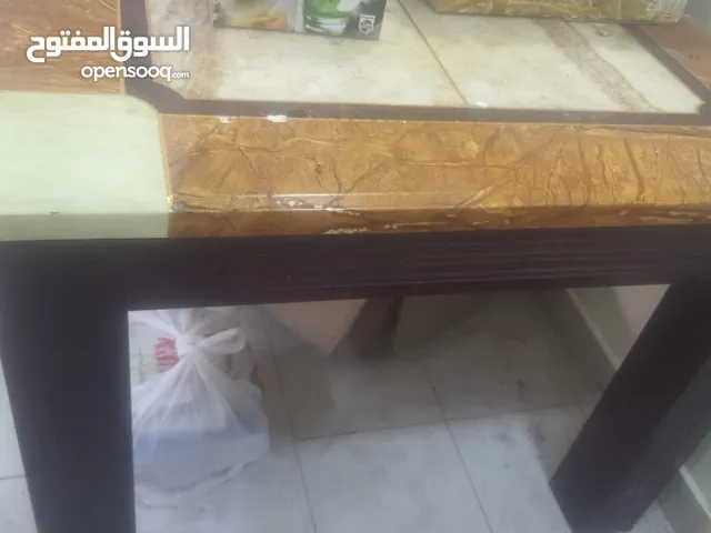 طاولة طعام ( سفر )مع رخامة قخمة متر في متر ثمانين سم _Luxury marble dining table, 1 meter by 1 meter