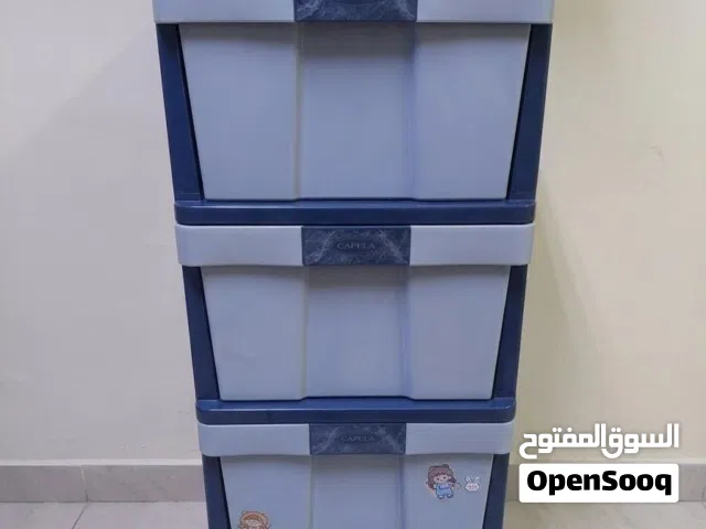 ادراج كبيرة.