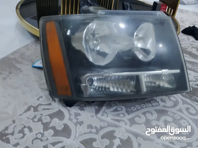 للبيع ضوء تاهو 2007 يسار مطلوب فيه 15