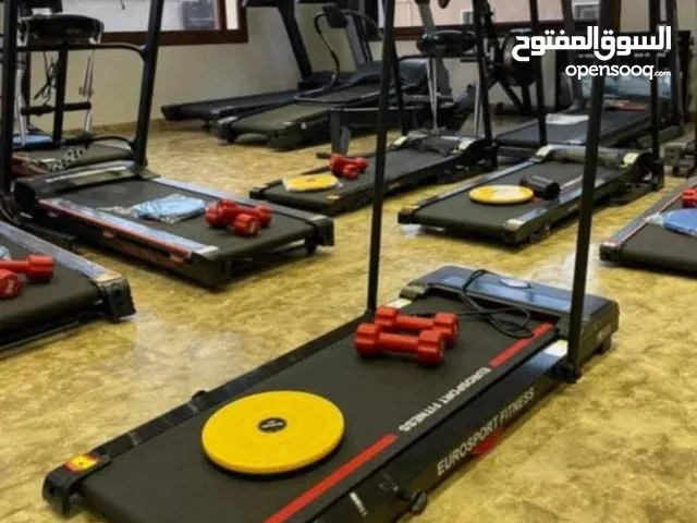 سير جري كهربائي جديد يحمل لعند 110 kg مع ضمان سنه من شركة يورو سبورت