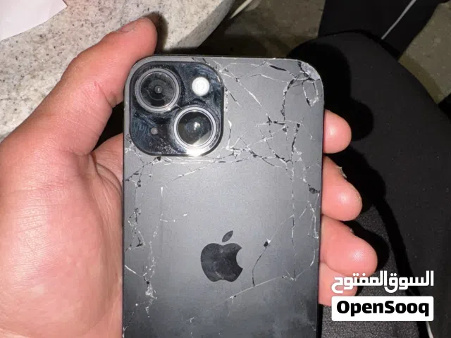 ايفون 15 عادي بطاريه 85 مش مفتوح الجهاز ولا مغير اشي مكسور باك وشعر بشاشه