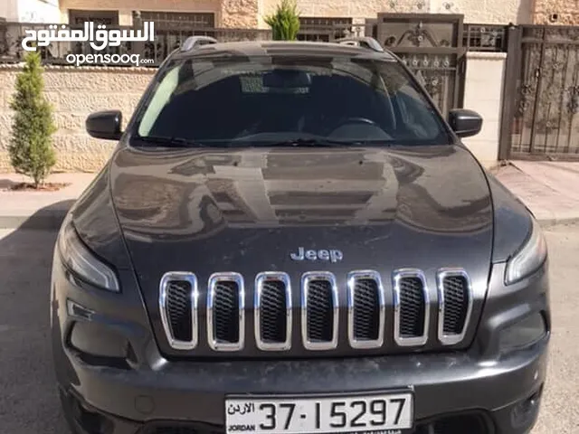جيب jeep مديل 2015 حاله مستعمل نضيف