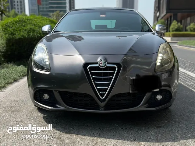 الفاروميو 2014 سعر قابل للتفاوض
