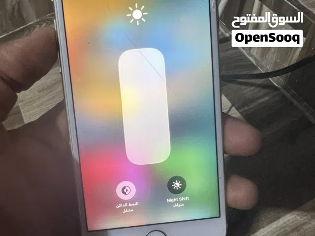 ايفون 7  بحاله ممتازه مش مغير فيه اشي بس المايك فاصل ب سعر 30 دينار الموقع جبل عمان دوار ثاني