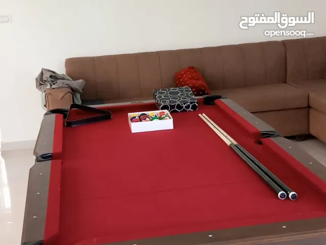 بلياردو خشب ثقيل 7 اقدم ونص جديد بالكرتونه وكاله