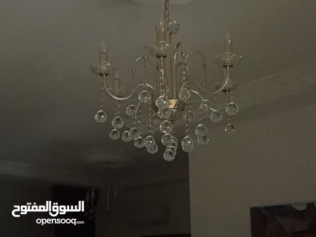 ثريات كرستال عدد 3 بحاله الجديد 6 لمبات