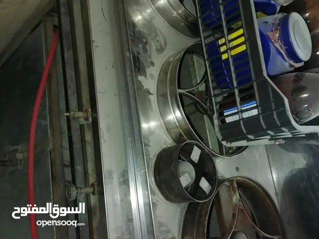 ثلاجه عمود باب واحد فريزر بطح موفر وغاز قهوة عالي وطاولة رخام بسعر حرق ....................
