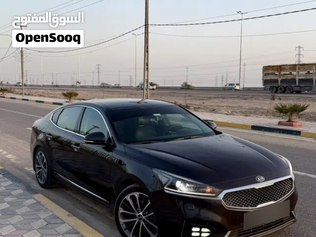 2017 كيا كادينزا Standard
