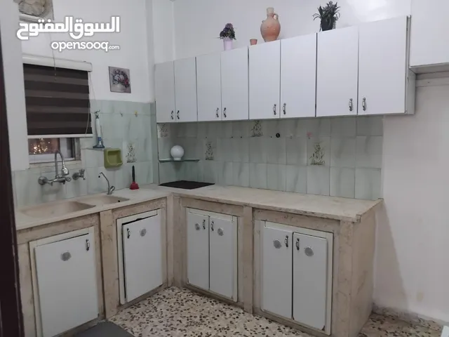 1 m2 3 Bedrooms Apartments for Rent in Zarqa Hay Al Hussain