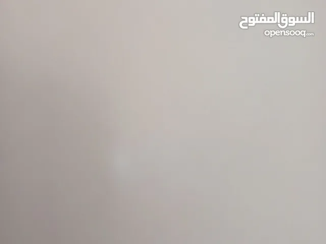 الله يبارك لصاحب النصيب.  العنوان سفح النزهه