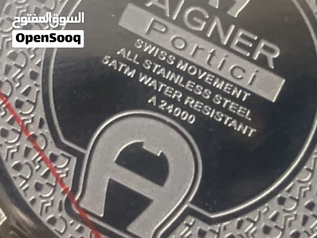 ساعة فخمة بتصميم كلاسيك راقي تناسب اللبس الرسمي واليومي،