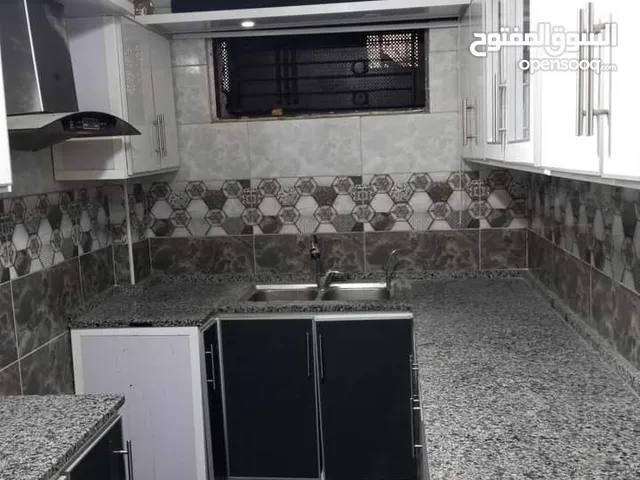 0 m2 3 Bedrooms Townhouse for Rent in Zarqa Russayfah