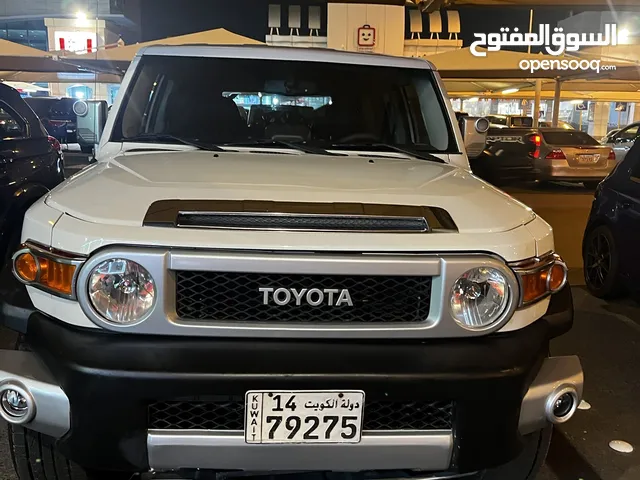 Toyota FJ 2016 in Farwaniya