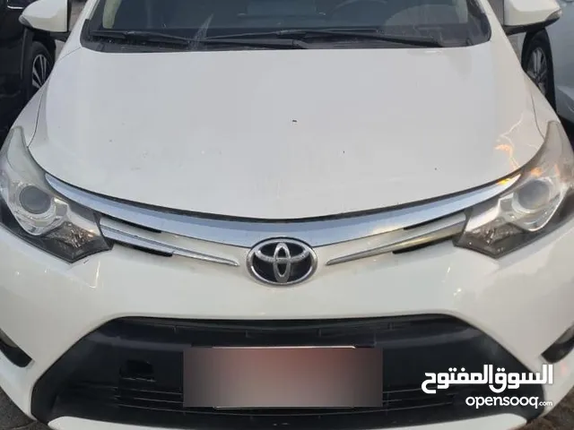 تويوتا يارس 2014 بحاله ممتازه