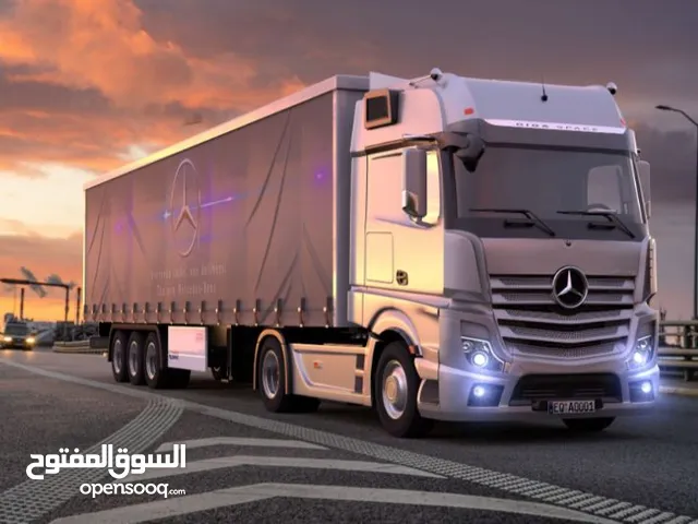 Tractor Unit Volvo 2018 in Al Batinah